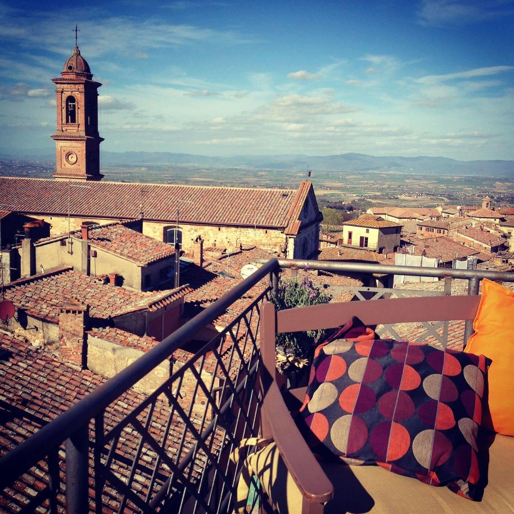 Residenza Fabroni Bed & Breakfast Montepulciano Exterior photo