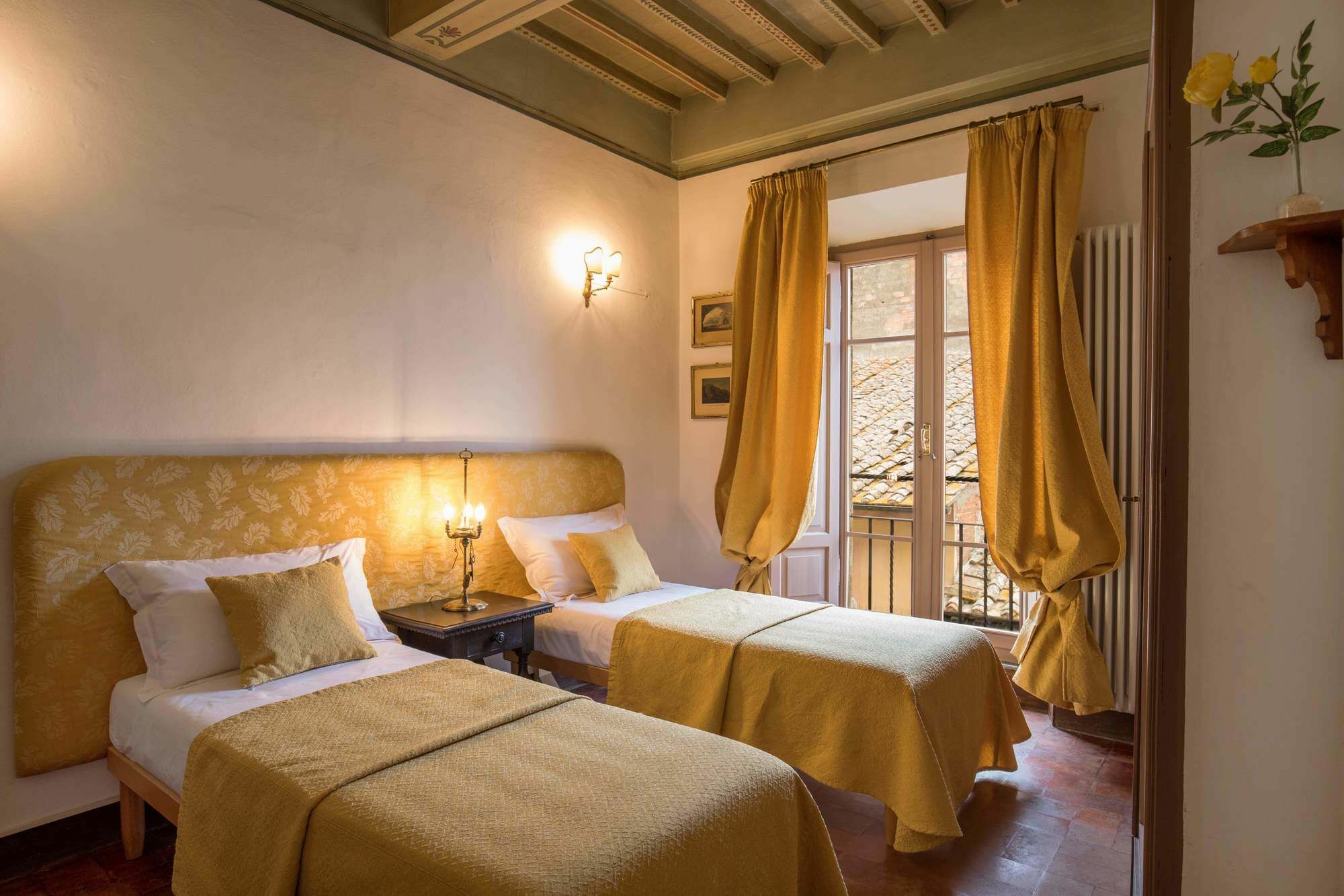 Residenza Fabroni Bed & Breakfast Montepulciano Exterior photo