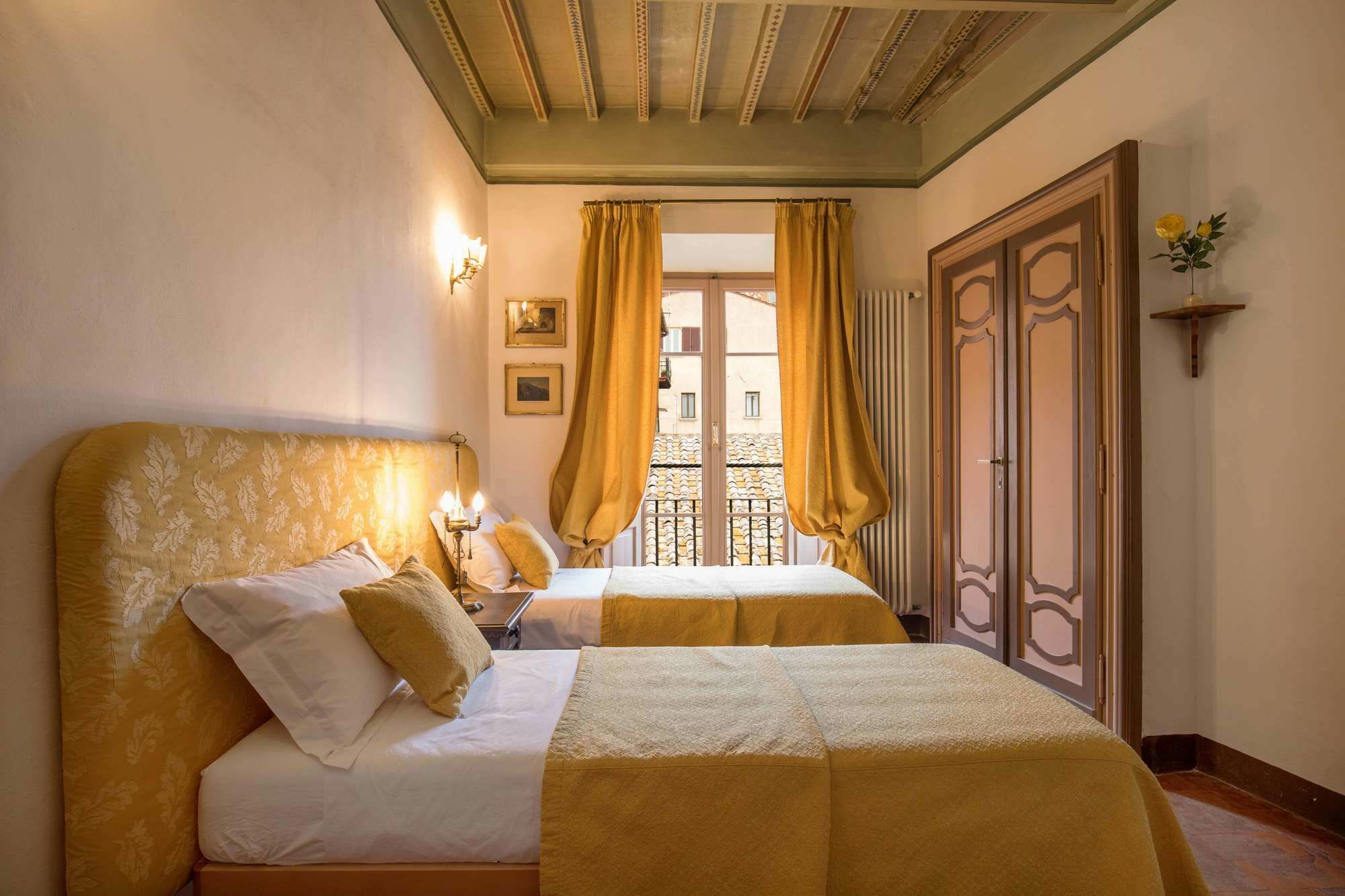 Residenza Fabroni Bed & Breakfast Montepulciano Exterior photo